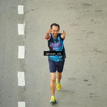 Runner Photo 7690410