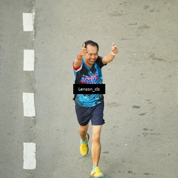 Runner Photo 7690412