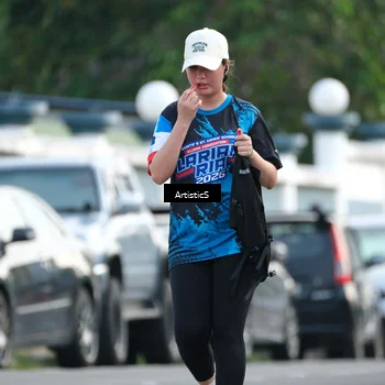 Runner Photo 7690414
