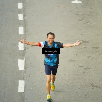 Runner Photo 7690419