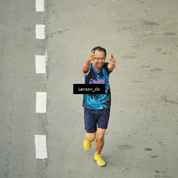 Runner Photo 7690423