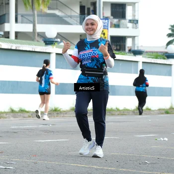 Runner Photo 7690425