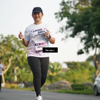 Runner Photo 7690431