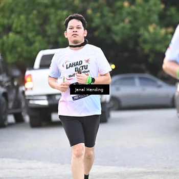 Runner Photo 7690435