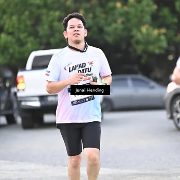 Runner Photo 7690446