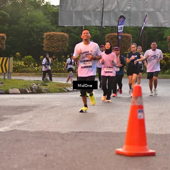 Runner Photo 7690453