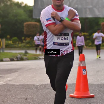 Runner Photo 7690456