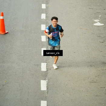 Runner Photo 7690462