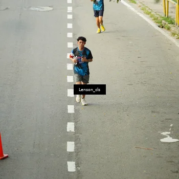 Runner Photo 7690477
