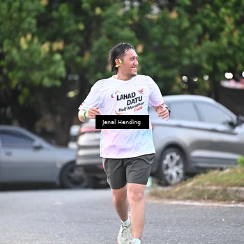 Runner Photo 7690485