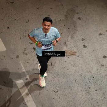 Runner Photo 7690489