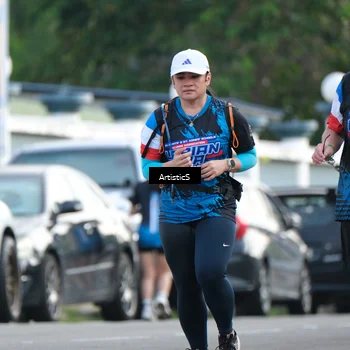 Runner Photo 7690490