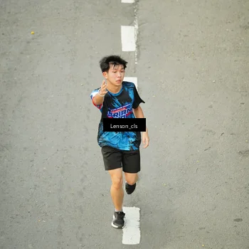 Runner Photo 7690492