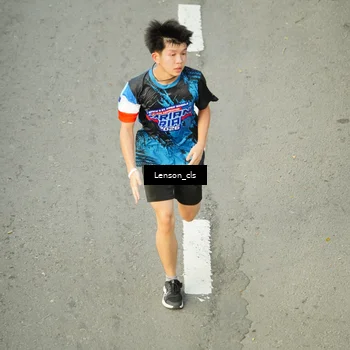 Runner Photo 7690493