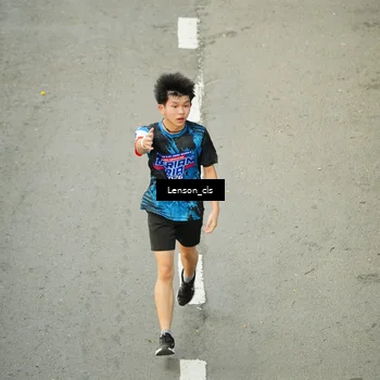 Runner Photo 7690496