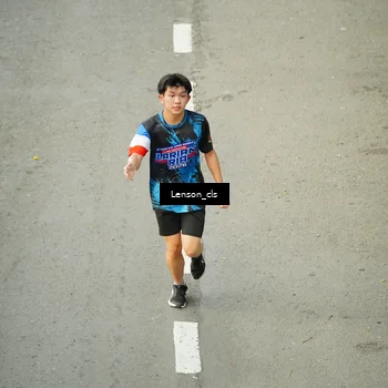 Runner Photo 7690502