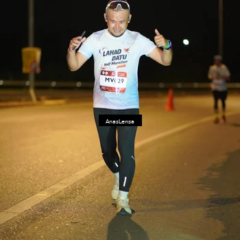 Runner Photo 7690526