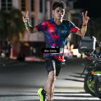 Runner Photo 7690533
