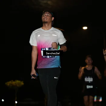 Runner Photo 7690561