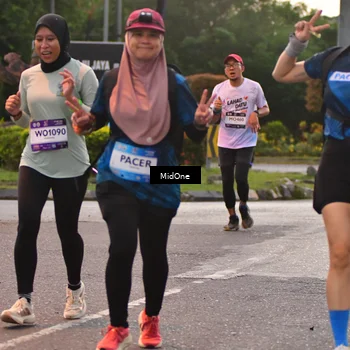 Runner Photo 7690569