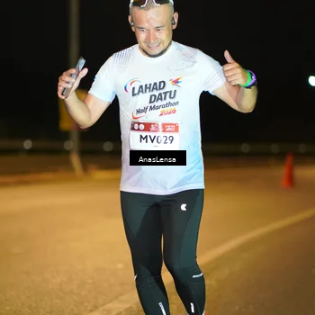 Runner Photo 7690571