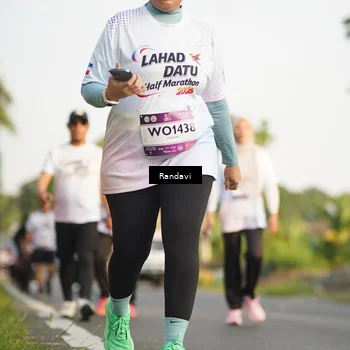 Runner Photo 7690578