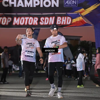 Runner Photo 7690588
