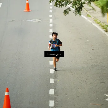Runner Photo 7690598
