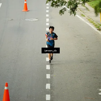 Runner Photo 7690602