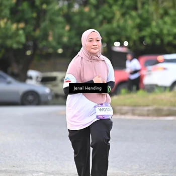 Runner Photo 7690606