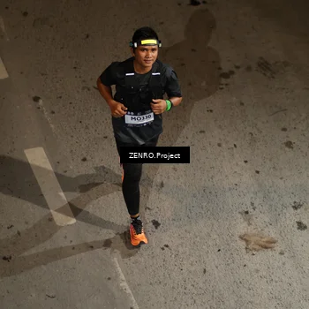 Runner Photo 7690628