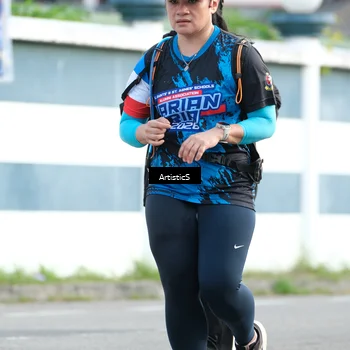 Runner Photo 7690639
