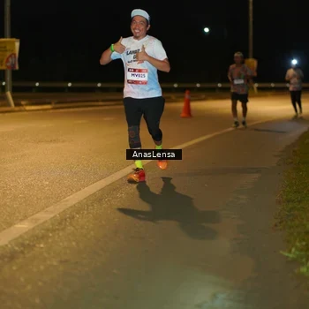 Runner Photo 7690646
