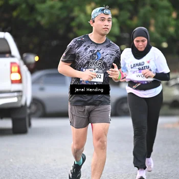 Runner Photo 7690648