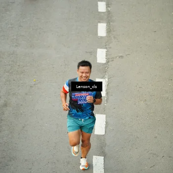 Runner Photo 7690649