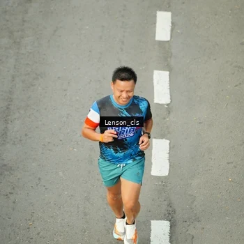 Runner Photo 7690650