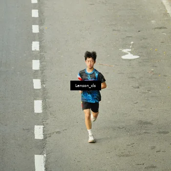 Runner Photo 7690664