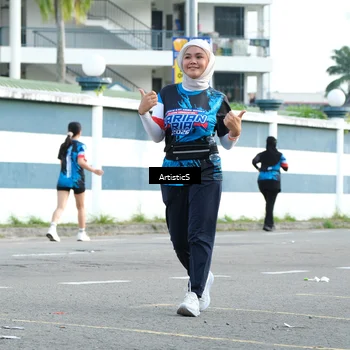 Runner Photo 7690668