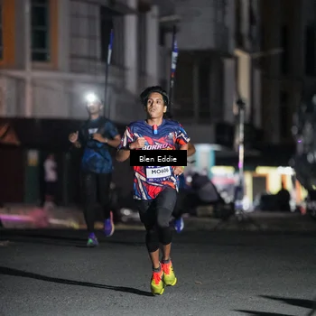 Runner Photo 7690670