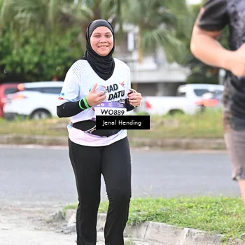 Runner Photo 7690673
