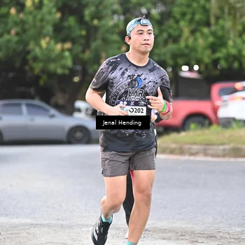 Runner Photo 7690679