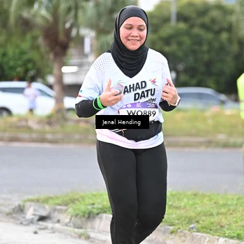 Runner Photo 7690680