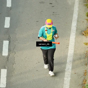 Runner Photo 7690688