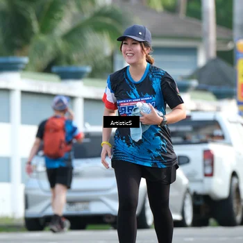 Runner Photo 7690692