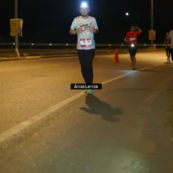 Runner Photo 7690699