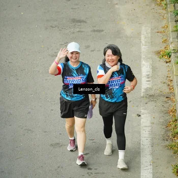 Runner Photo 7690712