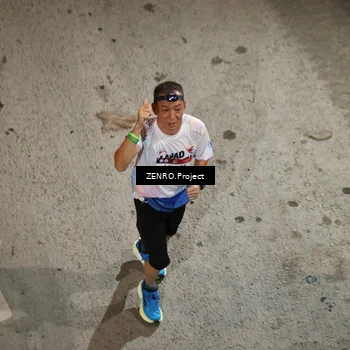 Runner Photo 7690723