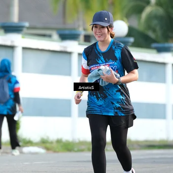 Runner Photo 7690724