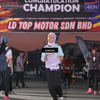 Runner Photo 7690727