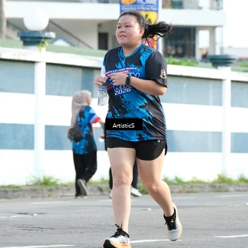 Runner Photo 7690733
